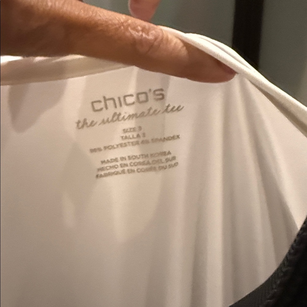 Chico's Elegant White Short Sleeve Tee. Size 3 - Picture 3 of 3